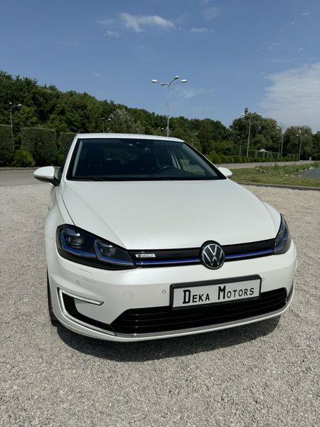 Volkswagen e-Golf 2017 | 250km | Білий nayavnist-volkswagen-e-golf-2017-250km-bilyi фото