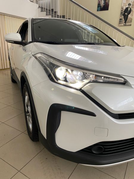 Toyota Izoa | Белый nayavnist-toyota-izoa-bilyi фото